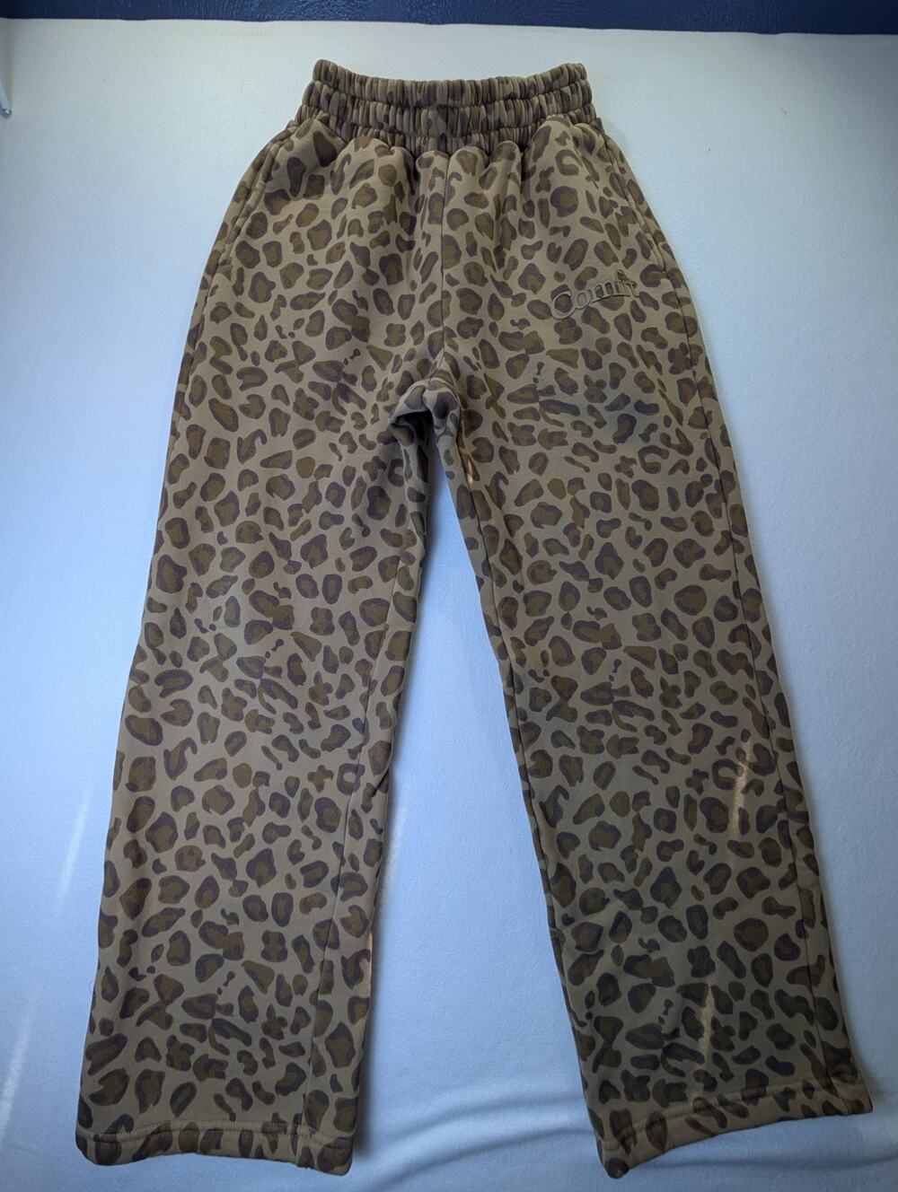 NWOT Comfrt Lepard Print Sweatpants with Pocket Size S